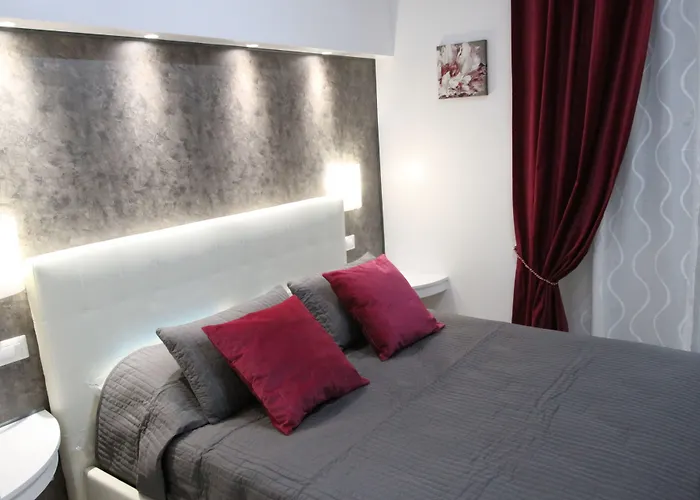 Interno 2 3*